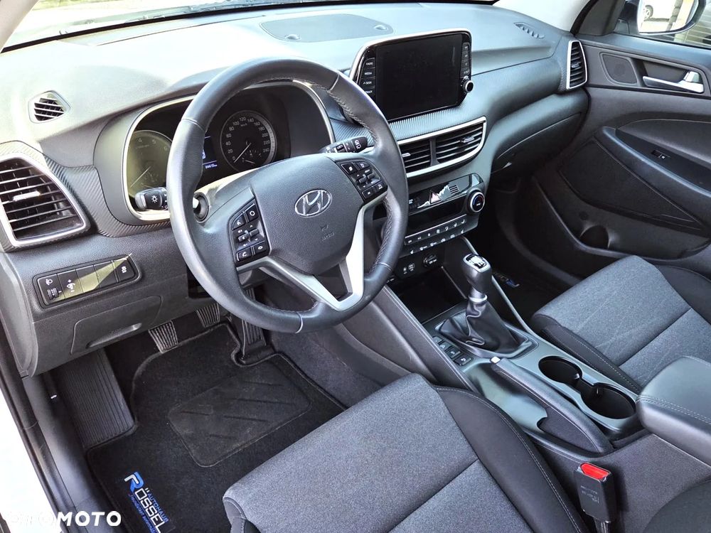 Hyundai Tucson blue 1.6 GDi 2WD Passion - 19