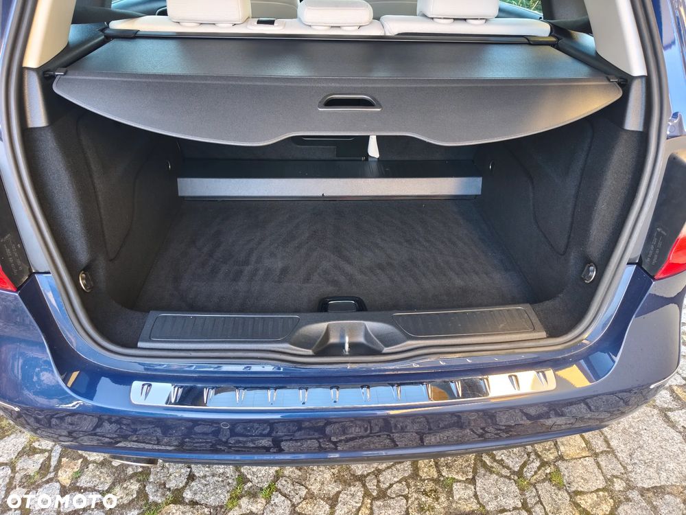 Mercedes-Benz Klasa B 180 CDI (BlueEFFICIENCY) - 35