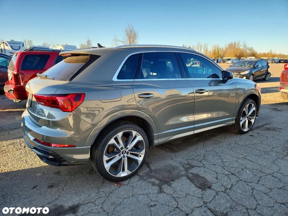 Audi Q3 45 TFSI Quattro S-Line S tronic - 4