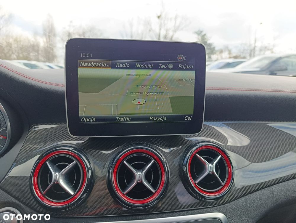 Mercedes-Benz GLA AMG 45 4Matic AMG Speedshift 7G-DCT - 12