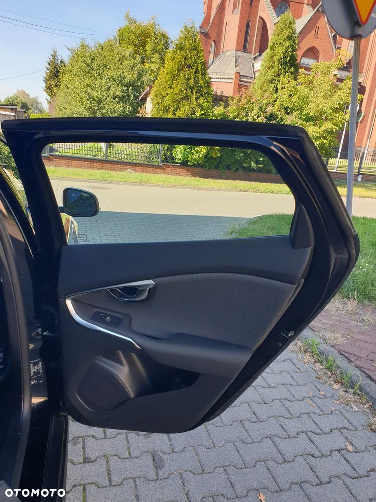 Volvo V40 Cross Country D2 Summum - 34