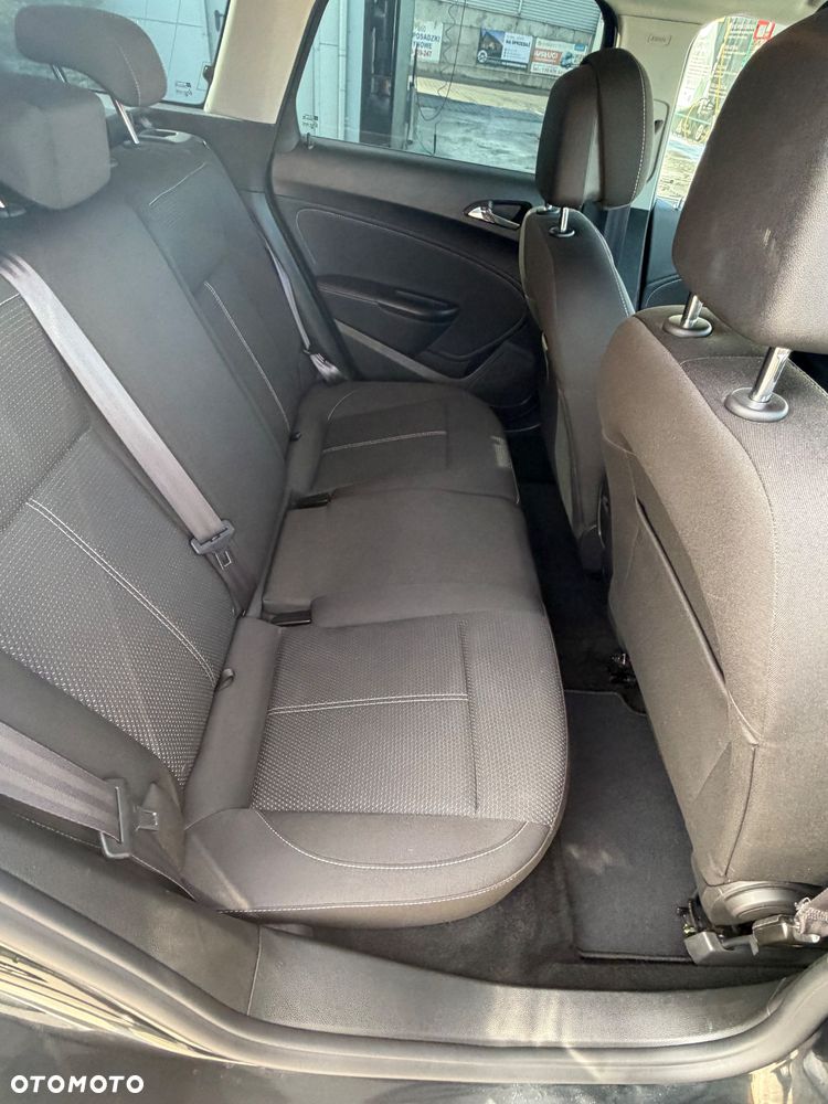Opel Astra 2.0 CDTI Exklusiv - 12