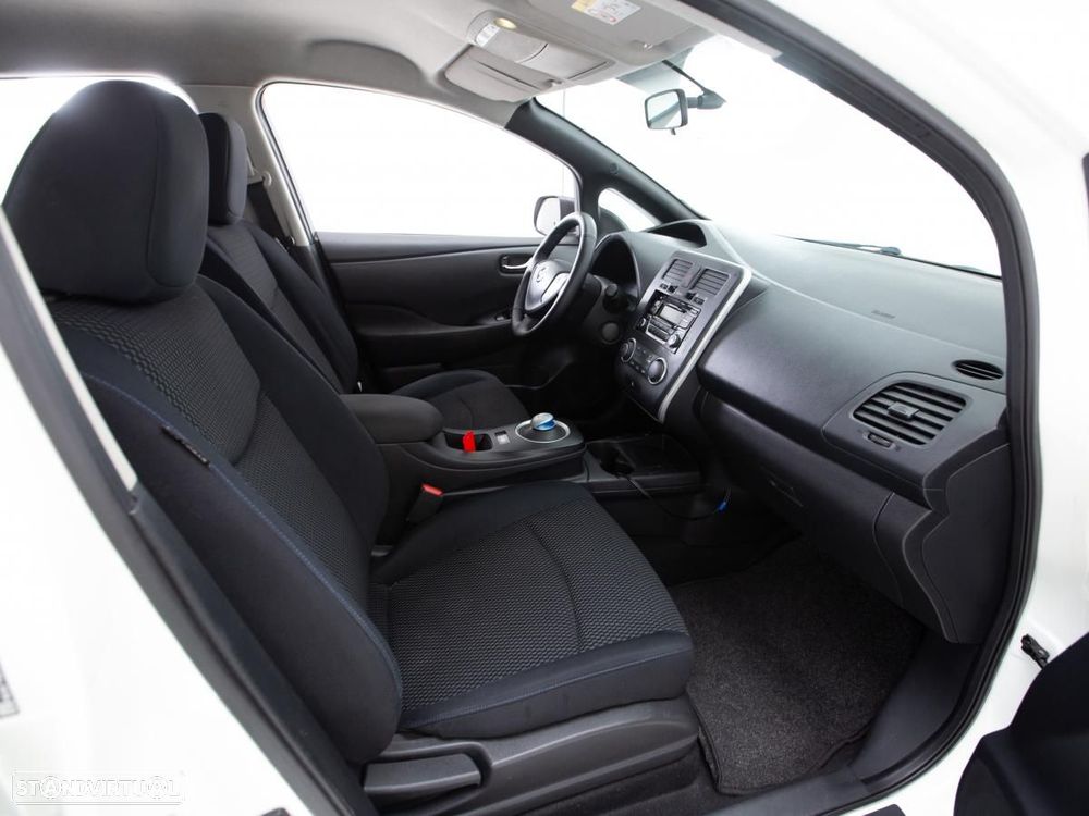 Nissan Leaf - 9