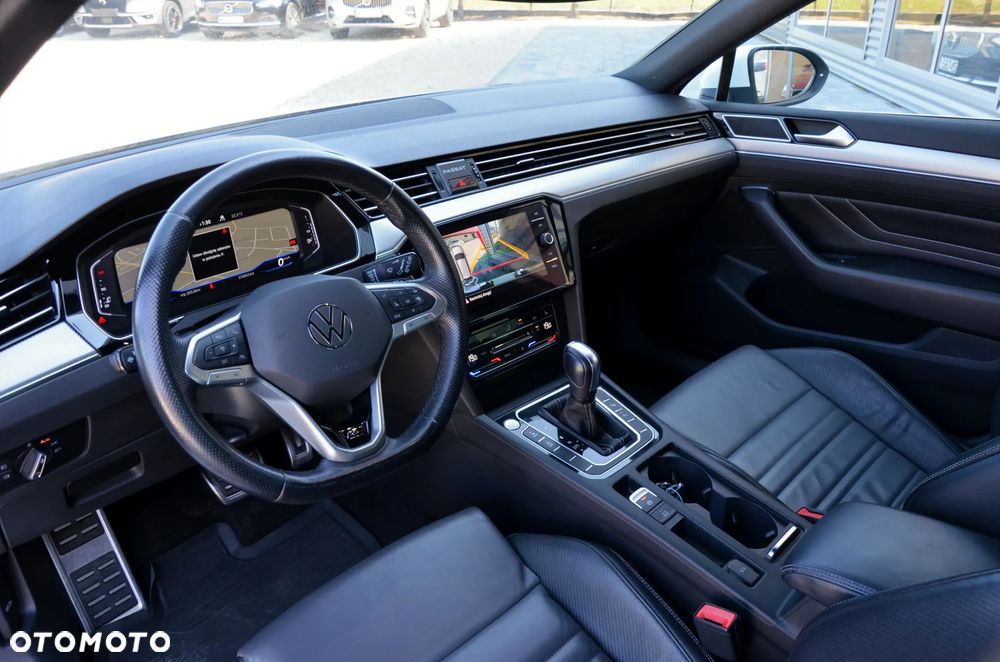 Volkswagen Passat Variant ver-variant-2-0-tdi-scr-dsg-4motion-elegance - 12