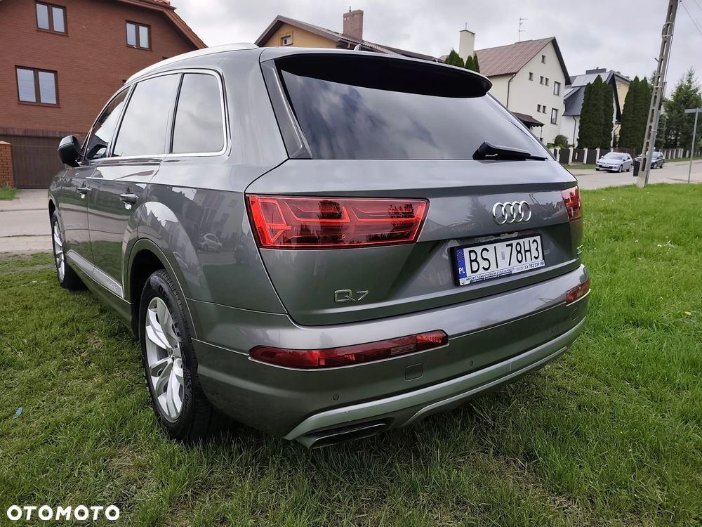 Audi Q7 - 11
