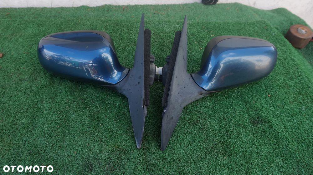 Saab 9-3 lusterko prawe zewnetrzne 7 pin 2 kostki kolor 300 - 1