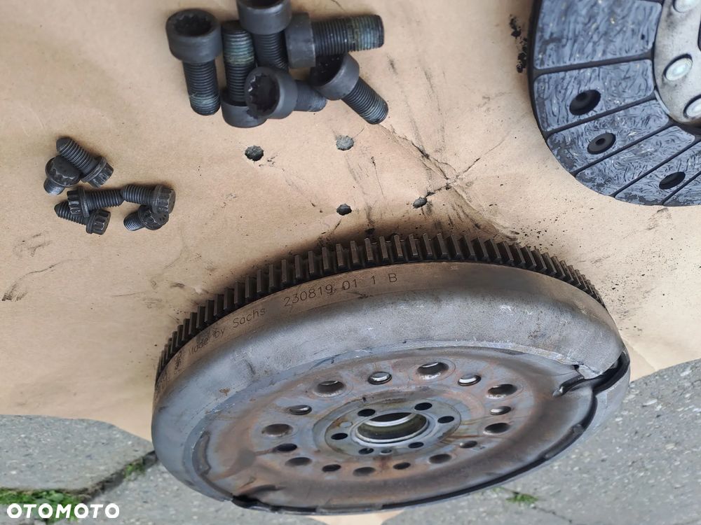 Audi Volkswagen 1.9 TDi koło dwumasowe Sachs 230819011B 031220021B plus sprzęgło - 10