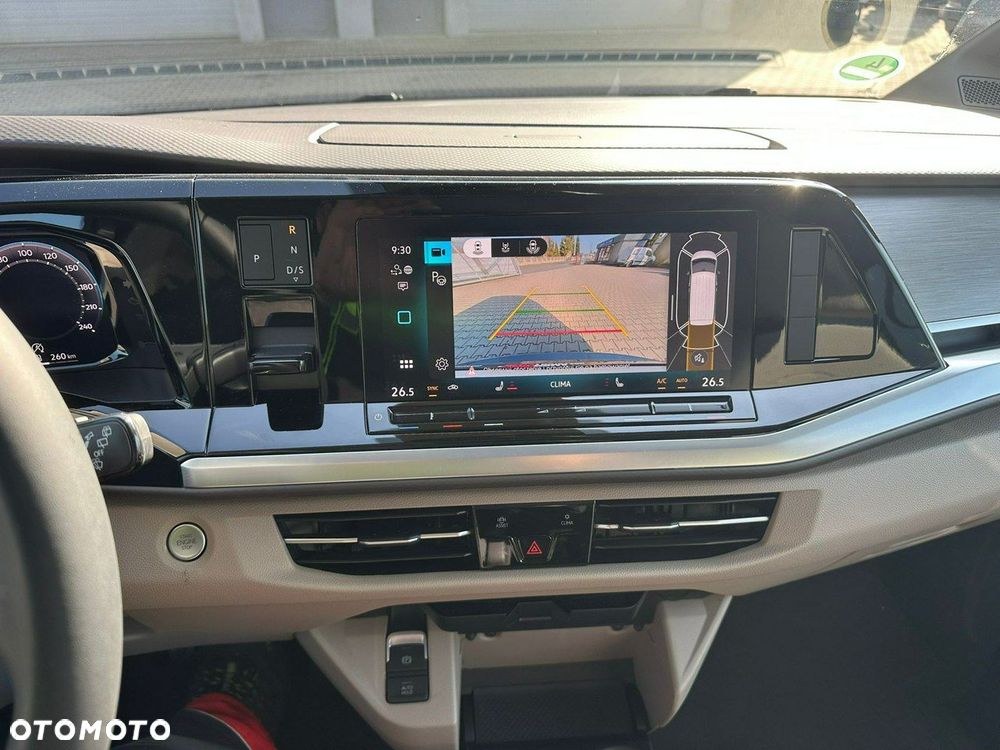 Volkswagen Multivan - 21