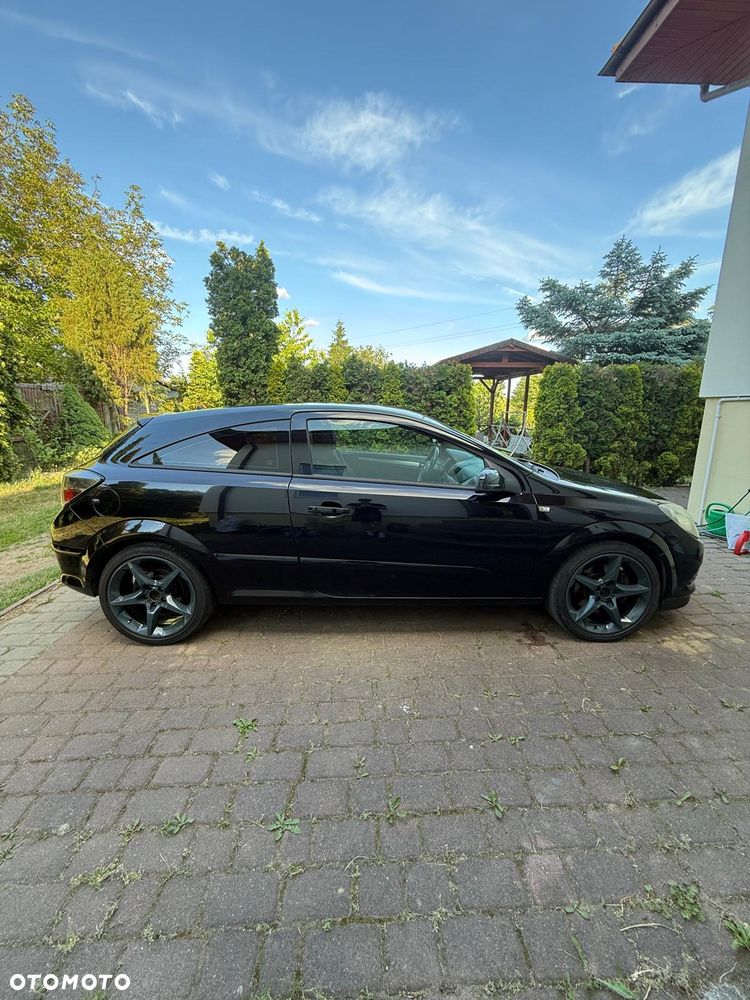 Opel Astra 2.0 Turbo Sport - 3