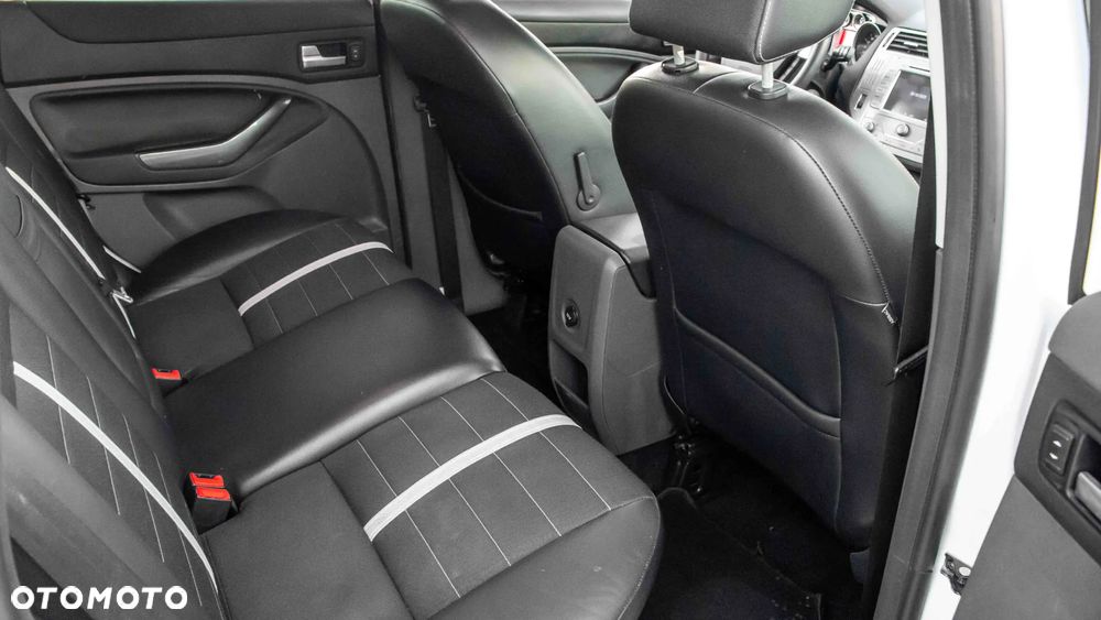 Ford Kuga 2.0 TDCi 4WD Titanium - 24