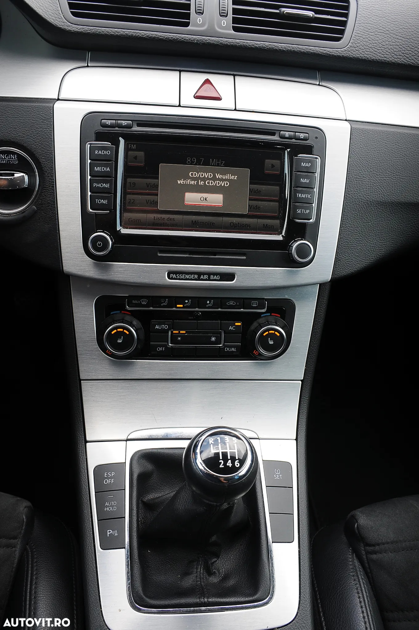 Volkswagen Passat Variant 2.0 TDI Blue TDI Highline - 11