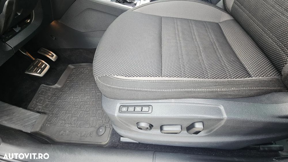 Skoda Octavia 2.0 TDI (Green tec) 4x4 DSG Scout - 12