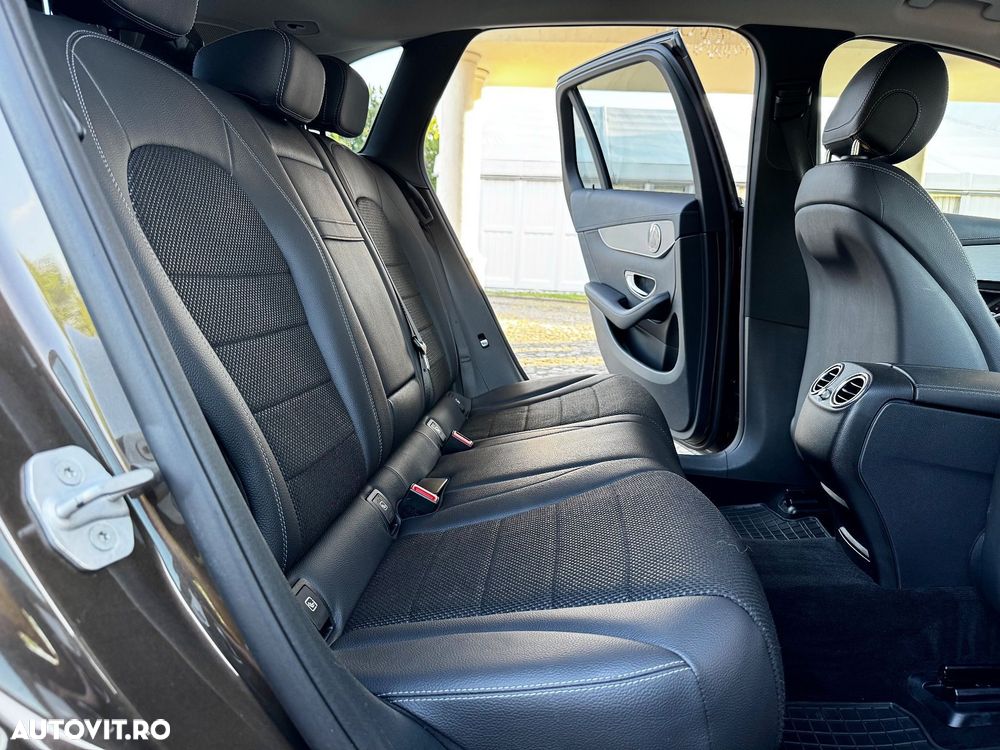 Mercedes-Benz GLC 220 d 4Matic 9G-TRONIC Exclusive - 22