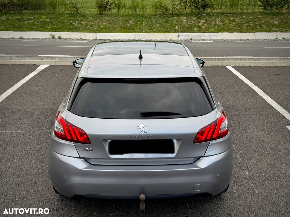 Peugeot 308 - 9