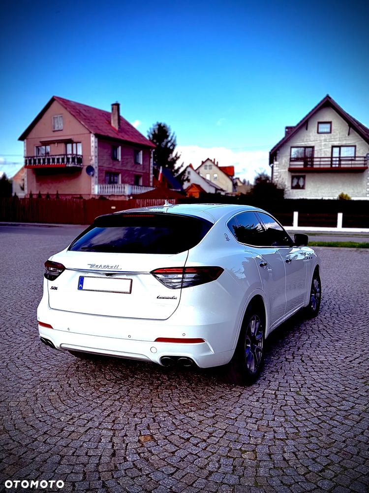 Maserati Levante S Q4 - 7