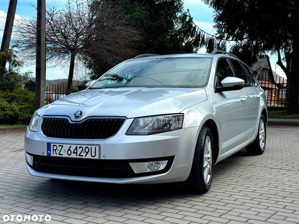 Skoda Octavia 1.6 TDI Style DSG - 1