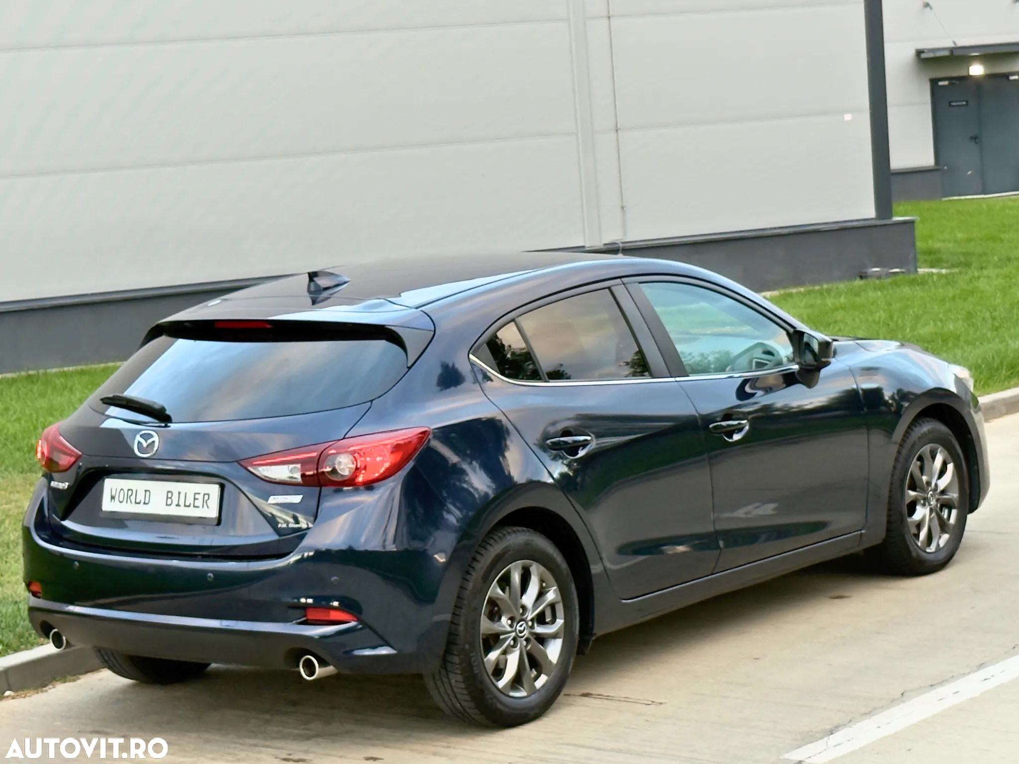 Mazda 3 - 11