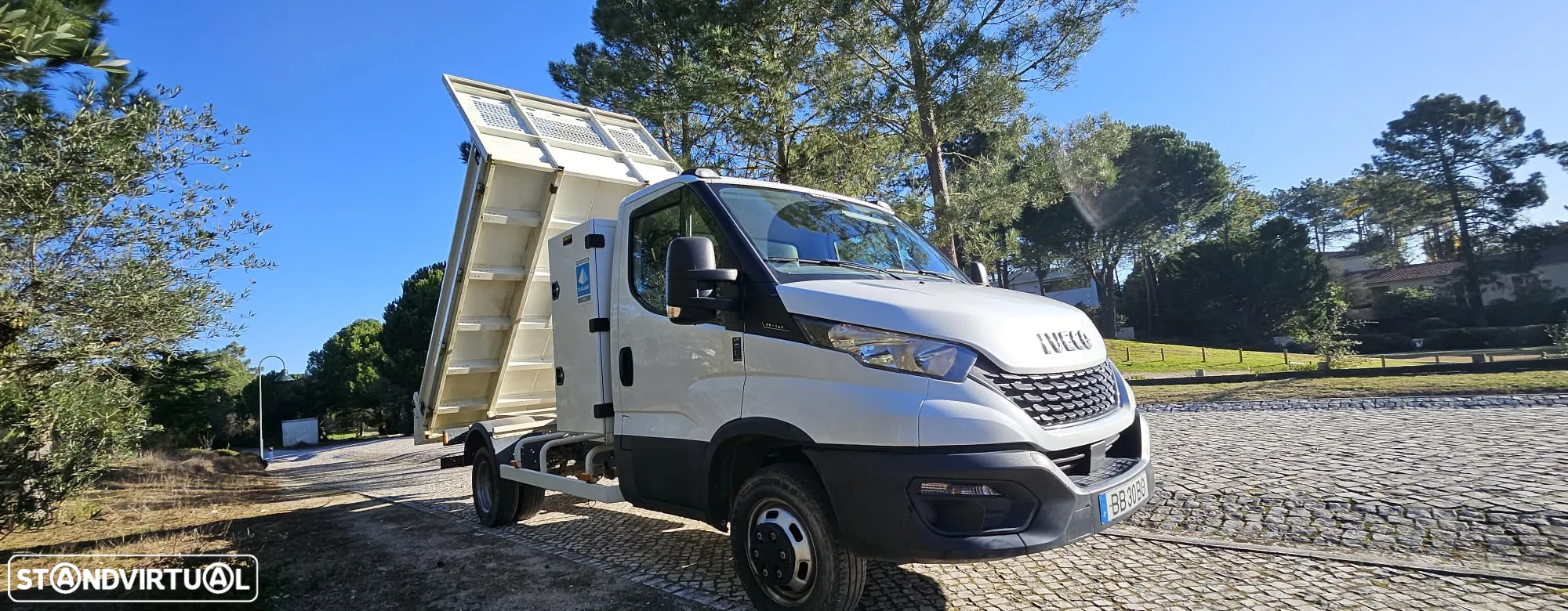Iveco 2.3 35 C14 3000 CD - 29