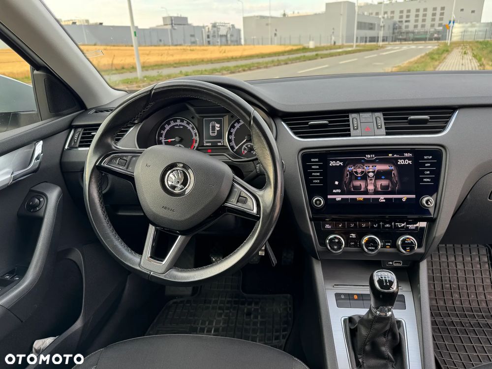 Skoda Octavia 1.6 TDI Ambition - 10