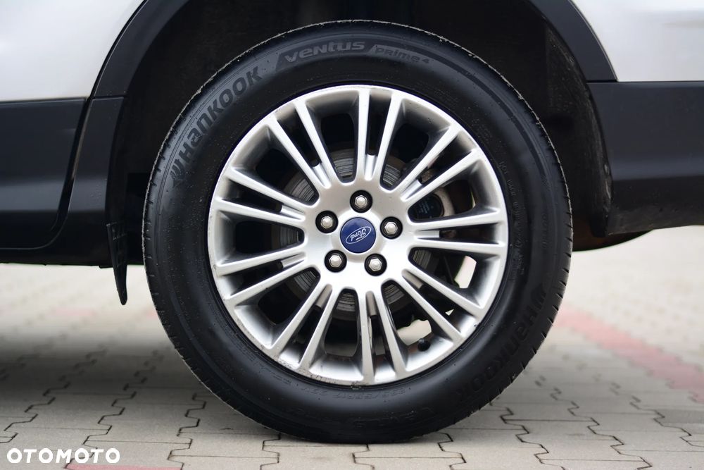 Ford Kuga 2.0 TDCi 2x4 Individual - 14