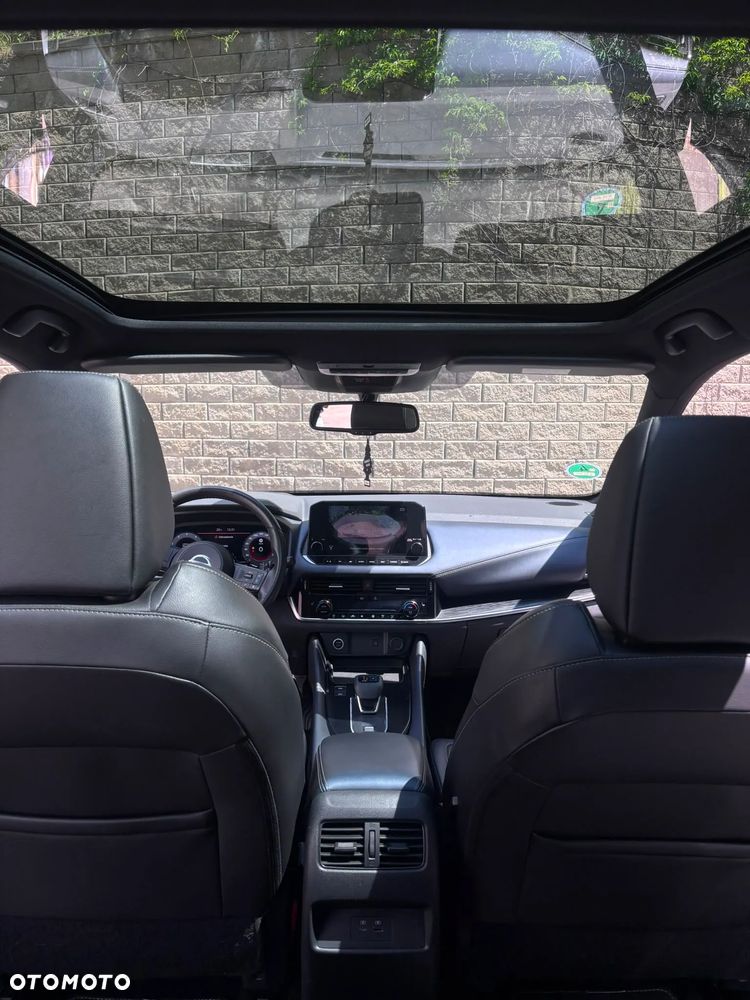 Nissan Qashqai 1.3 DIG-T MHEV N-Connecta Xtronic - 23