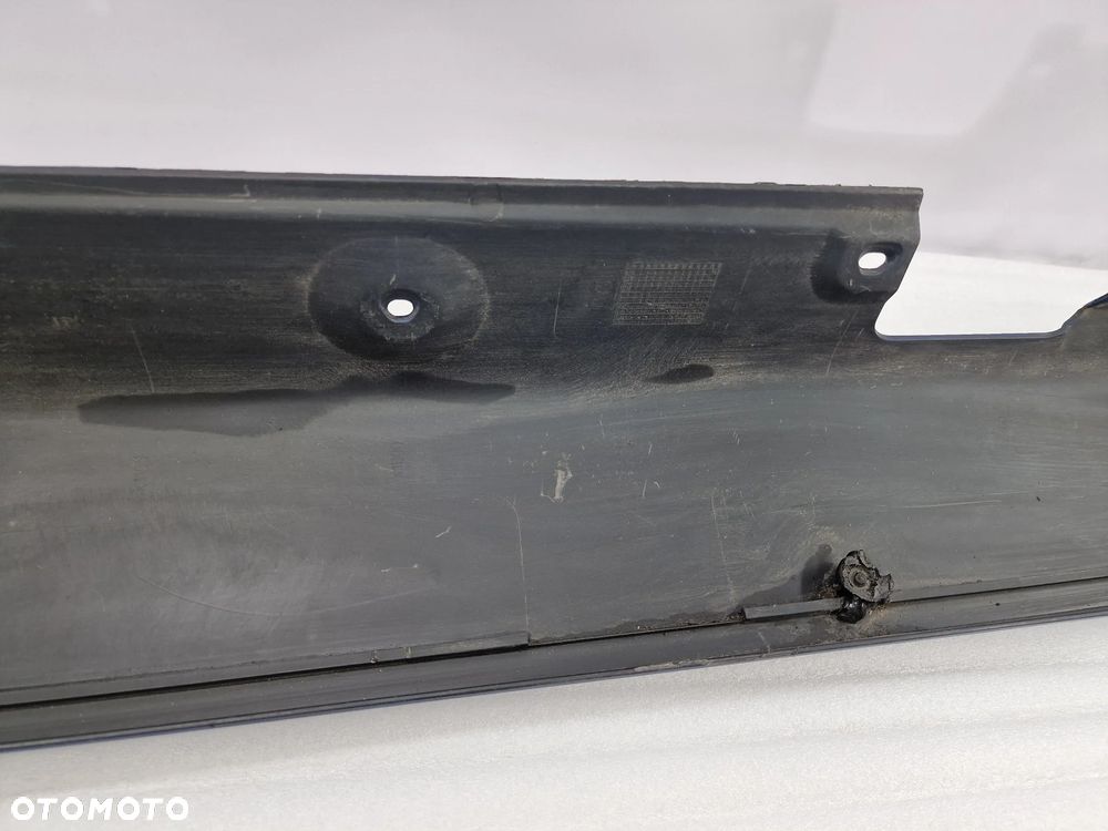 BMW E46 COMPACT 00- PRAWA LISTWA PROGOWA / NAKŁADKA PROGU , NR 51718253592 , NR AUKCJI PR285 - 8