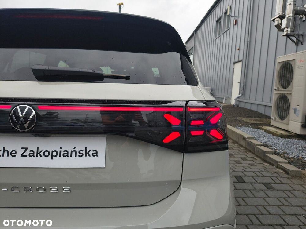 Volkswagen T-Cross 1.0 TSI R-Line Plus DSG - 8
