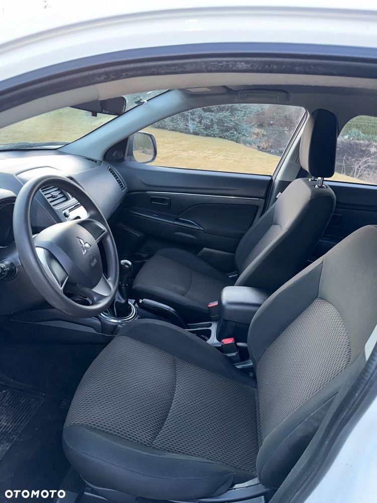 Mitsubishi ASX 1.6 Intense Plus Navi Blue Edition - 10