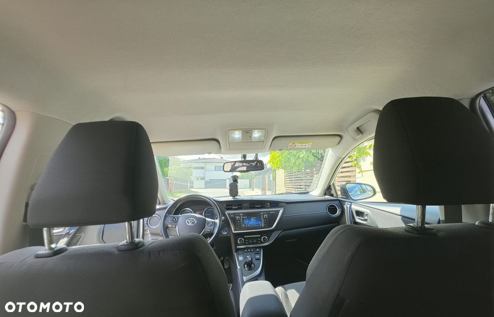 Toyota Auris 1.8 HSD Luna - 15