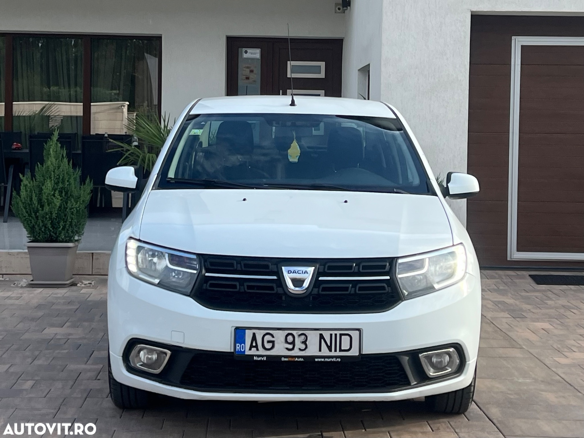 Dacia Logan 1.5 90CP Laureate - 3