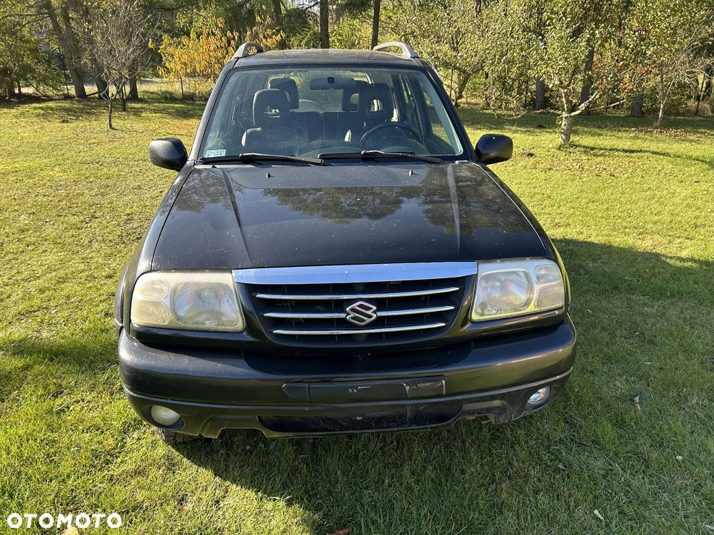 Suzuki Grand Vitara 2.0 - 6
