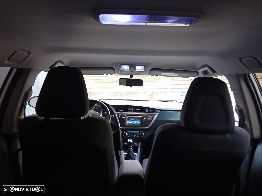 Toyota Auris Touring Sports 1.4 D-4D Com+P.Sport +Navi - 13