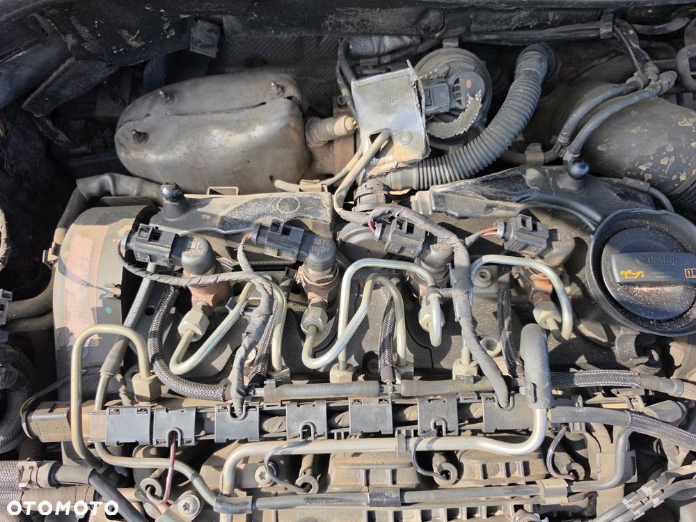 Volkswagen Golf 1.6 TDI Trendline - 31