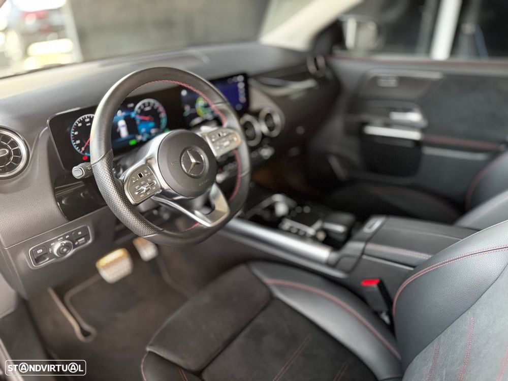 Mercedes-Benz GLA 250 e AMG Line - 13