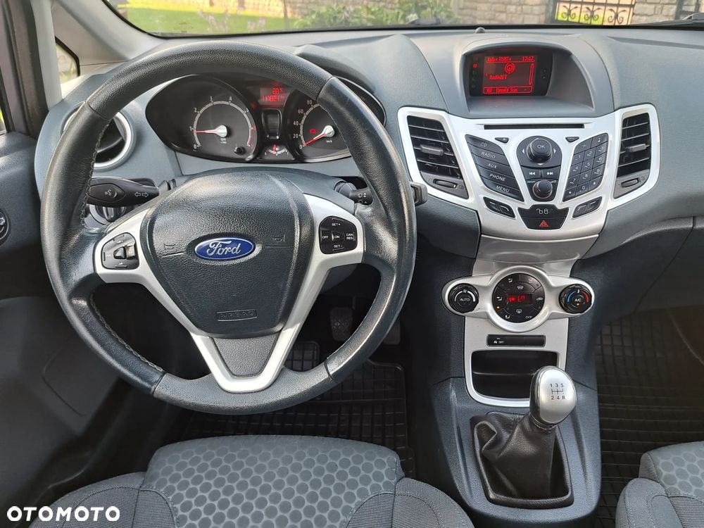Ford Fiesta 1.4 Sport - 14