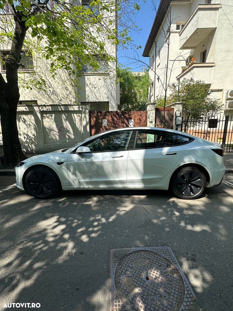 Tesla Model 3 Long Range - 6
