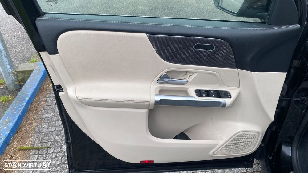 Mercedes-Benz GLB 200 d 8G-DCT Progressive - 17