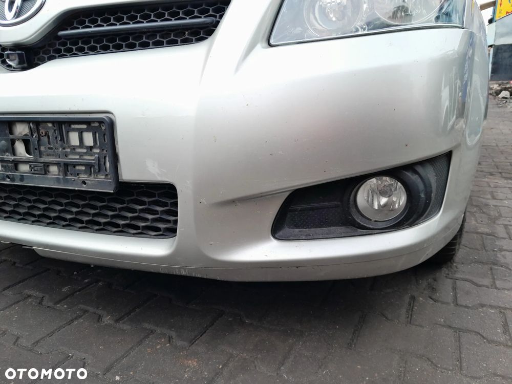 Zderzak przedni TOYOTA Corolla Verso II lift 06-09r. 1C0 - 2