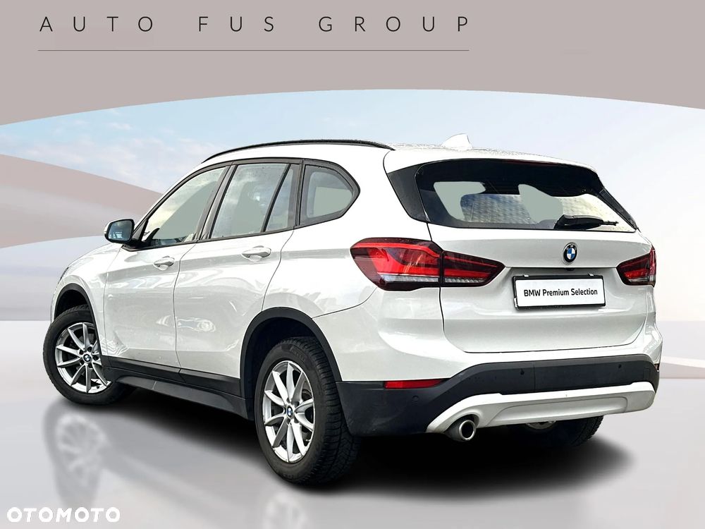 BMW X1 sDrive18i Advantage - 4