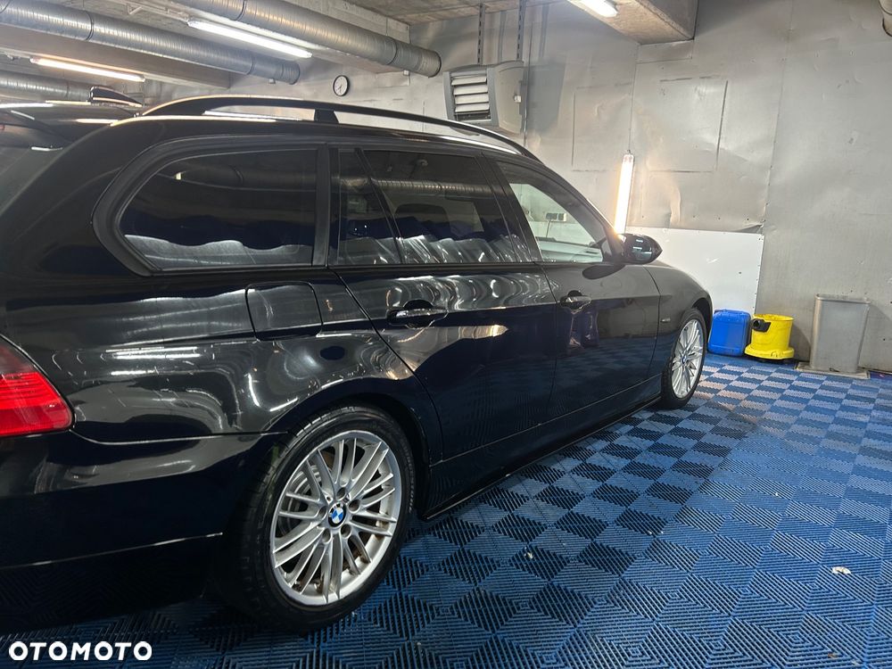 BMW Seria 3 320d - 4