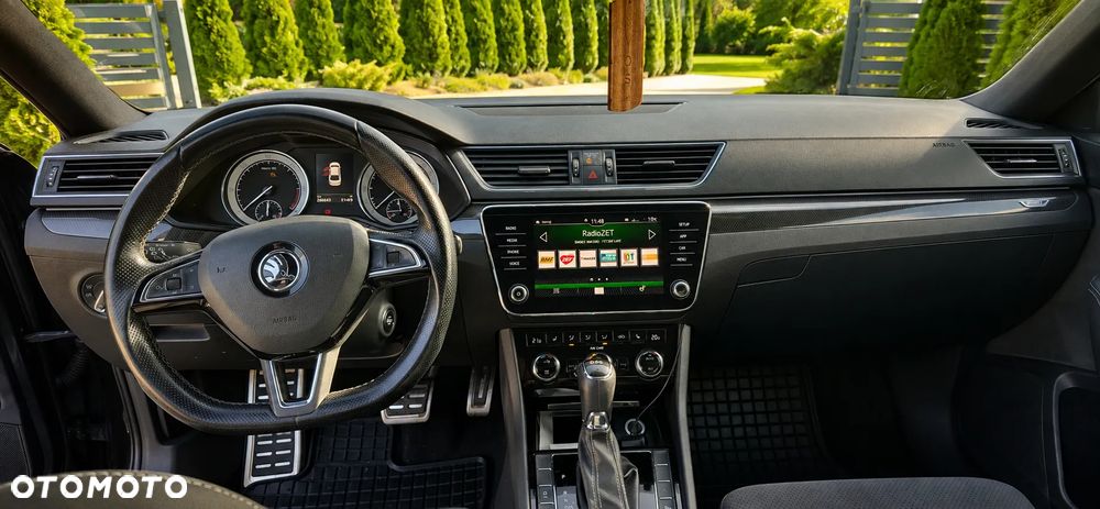 Skoda Superb 2.0 TDI Sportline DSG - 5