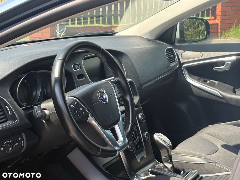 Volvo V40 D2 You - 10