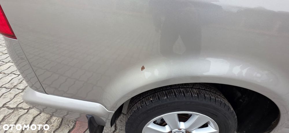 Volkswagen Caravelle - 7