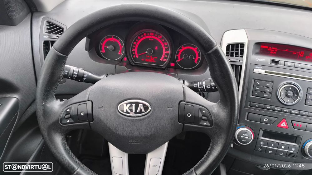 Kia Ceed 1.6 CRDi EX Eco - 29