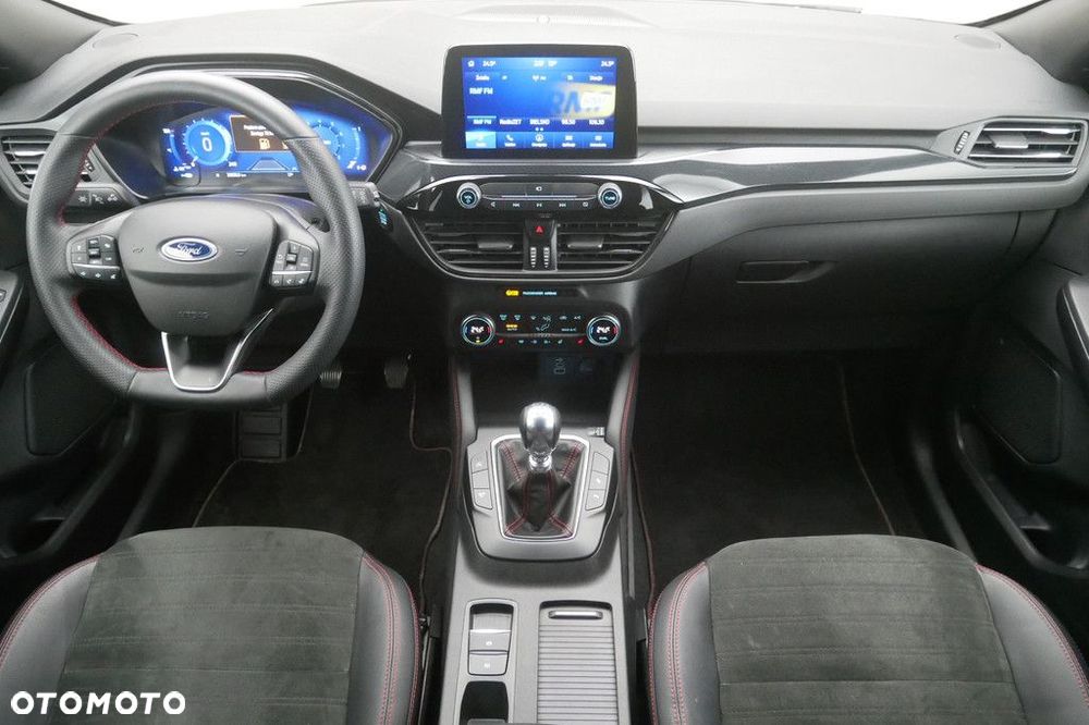 Ford Kuga - 8
