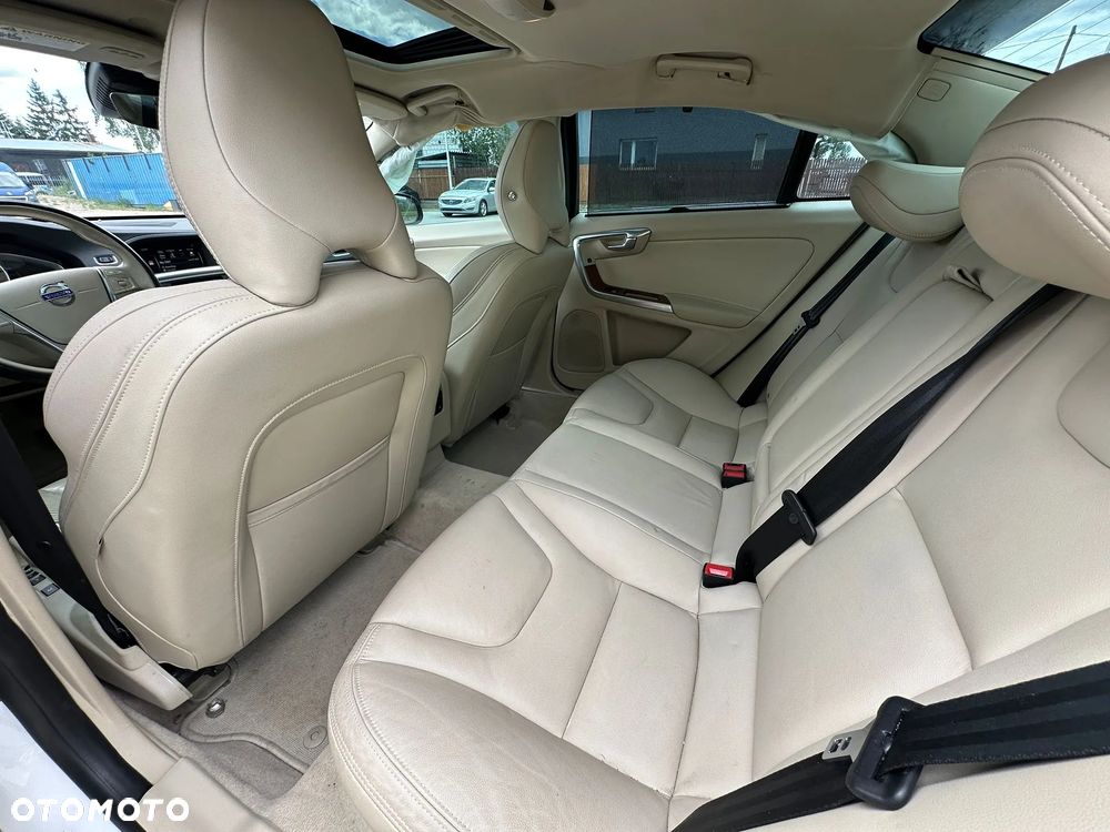 Volvo S60 - 30