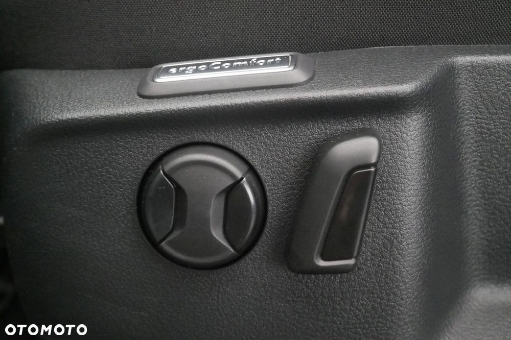 Volkswagen Passat 1.5 TSI EVO Business - 24