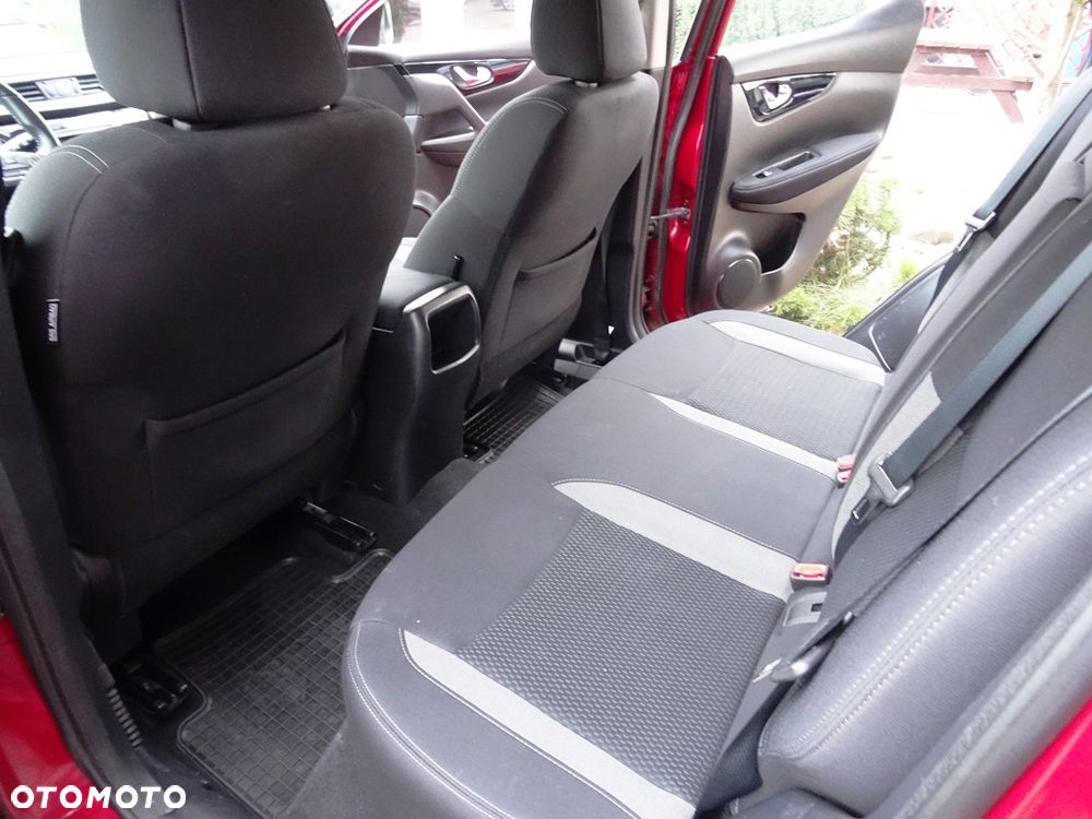 Nissan Qashqai 1.6 DCi N-Connecta - 16