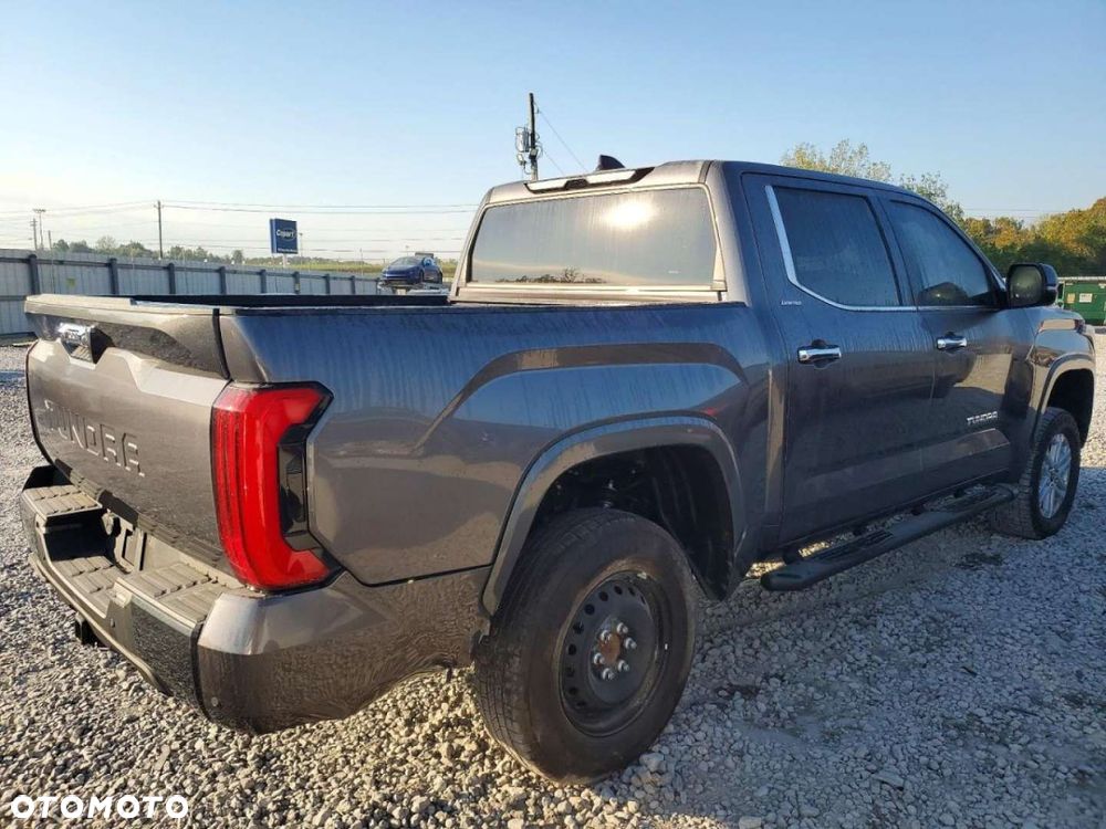 Toyota Tundra - 3