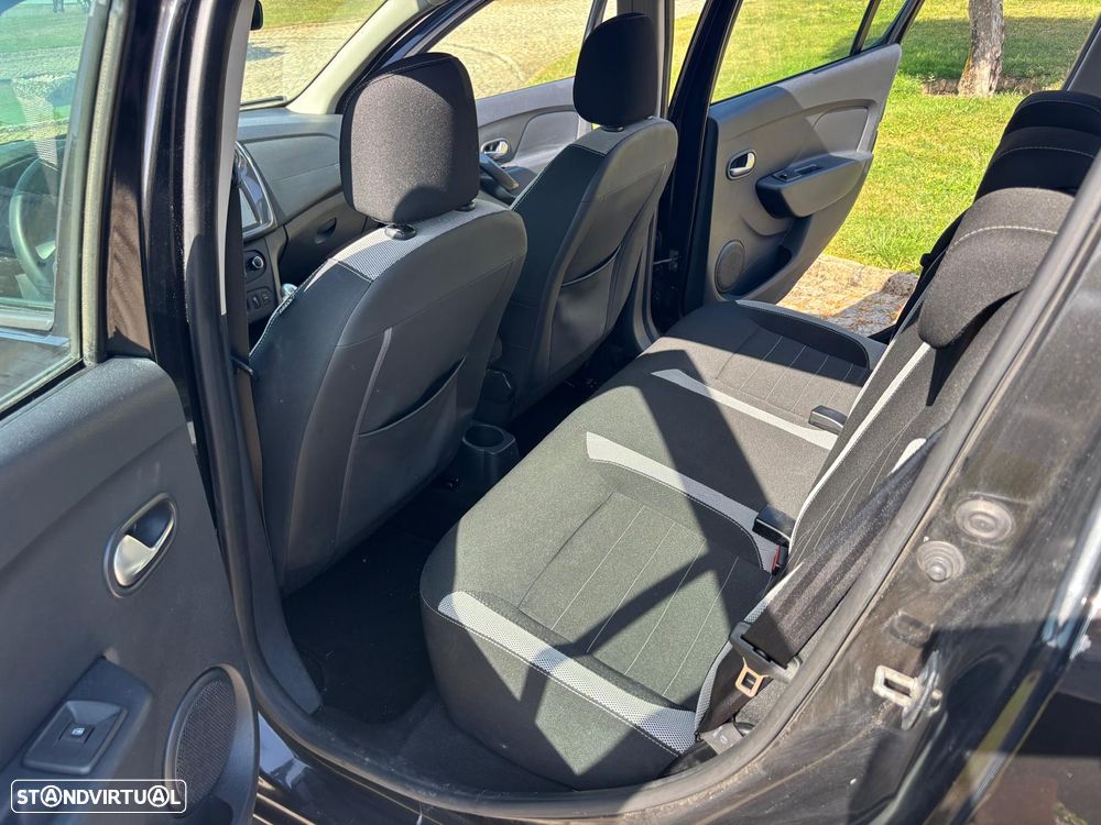 Dacia Sandero 1.5 dCi Stepway 105g - 11
